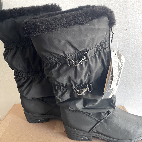 New Tags On! SKYR black nylon, thermolite snow boot size 8M - Picture 2 of 8